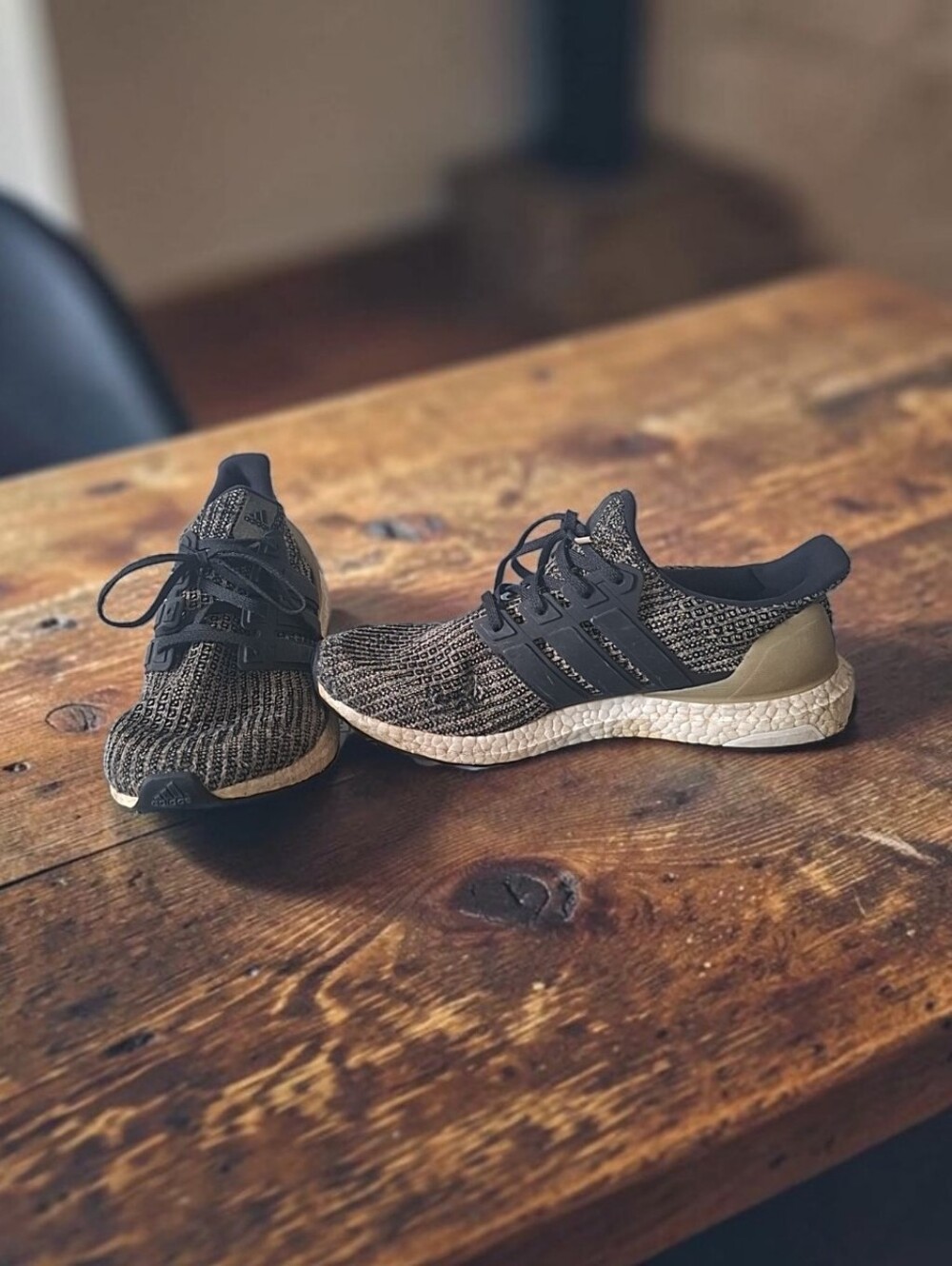 adidas UltraBoost 4.0 Primeknit Low Top Lace Up Sneakers Black/Tan BB6170